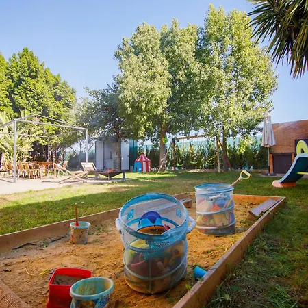Holiday home Rentalsevilla Brisa Del Aljarafe Con Piscina Climatizada A 15 Minutos De Sevilla