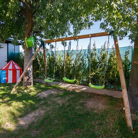 Holiday home Rentalsevilla Brisa Del Aljarafe Con Piscina Climatizada A 15 Minutos De Sevilla *